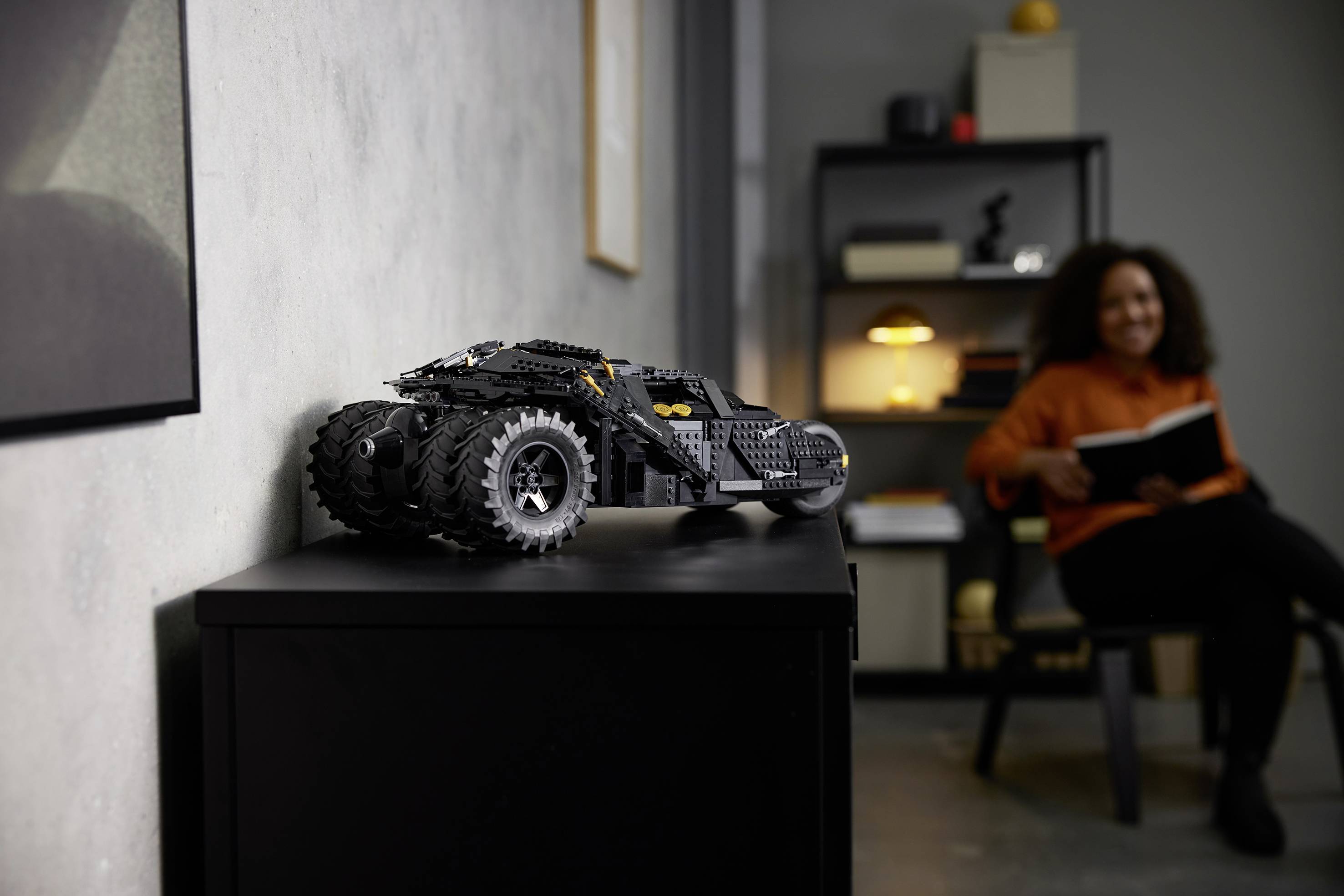 76240 LEGO® DC COMICS SUPER HEROES Batmobile™ Tumbler