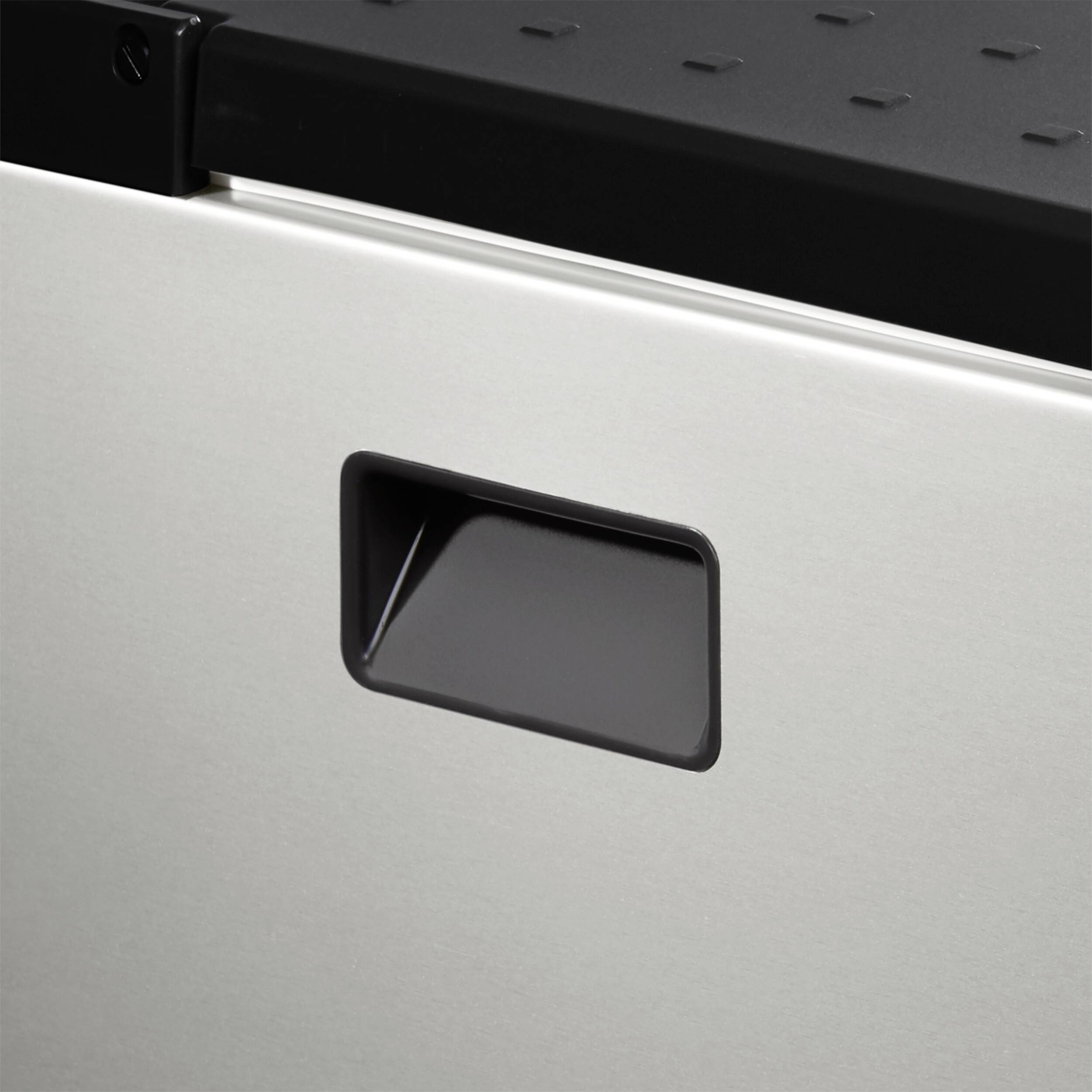 Dometic Group ACX3 30 50 mbar Kühlbox Absorber 12 V, 230V Silber 33l 30°C unter Umgebungstemperatur