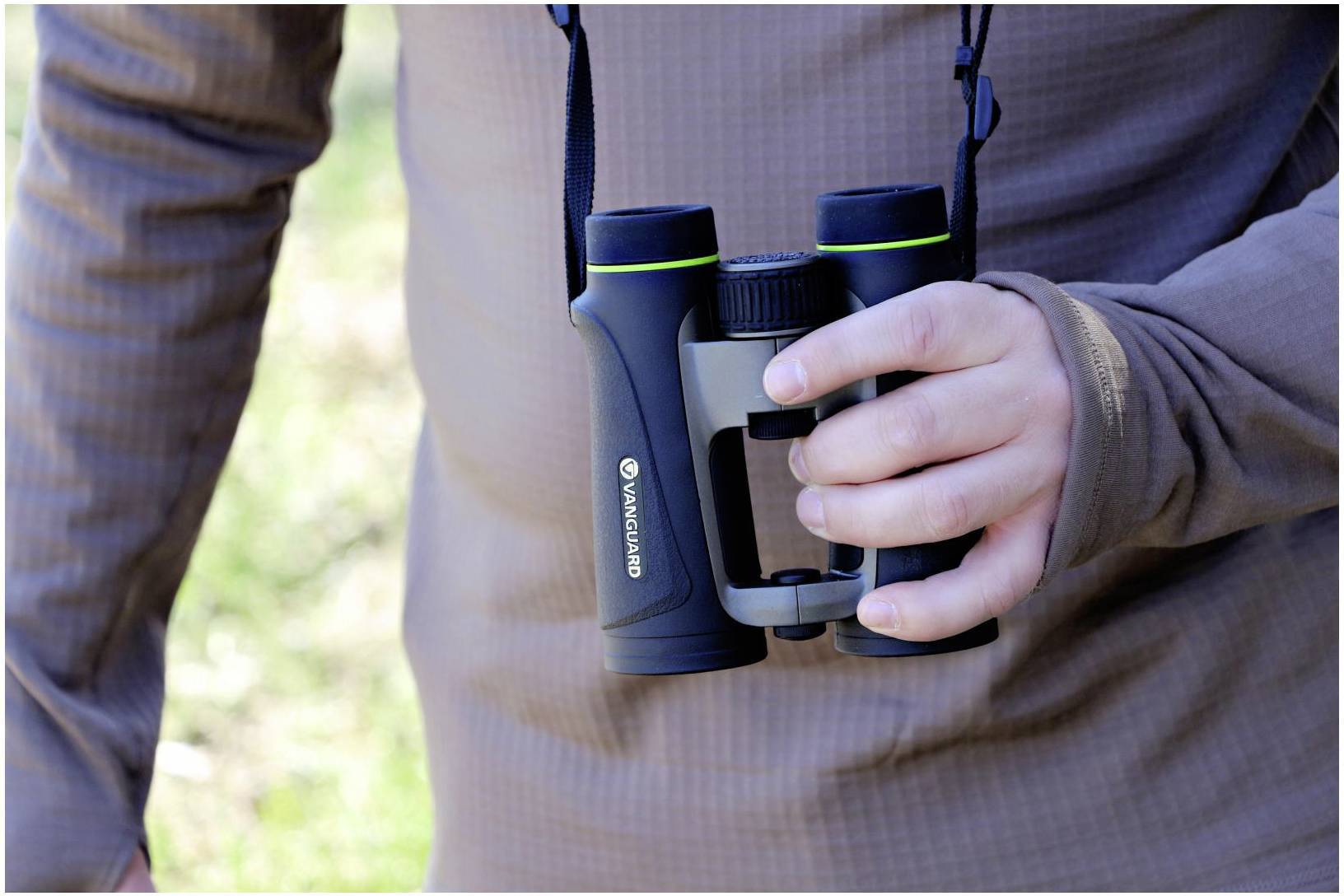 Vanguard Fernglas 8 x 42mm Dachkant Schwarz ENDEAVOREDIV8X42