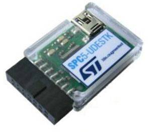 'SPC5-UDESTK', ein elektronisches Gerät mit USB-Anschluss, schwarz und transparentem Gehäuse, von STMicroelectronics.