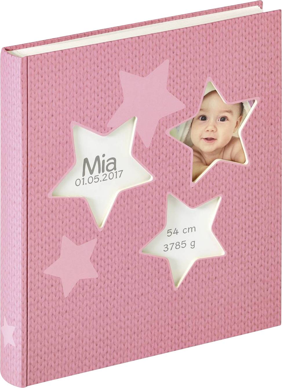 Ein rosa Babyalbum mit Stern-Ausschnitten zeigt ein Babyfoto und die Inschrift 'Mia 01.05.2017, 54 cm, 3785 g'.