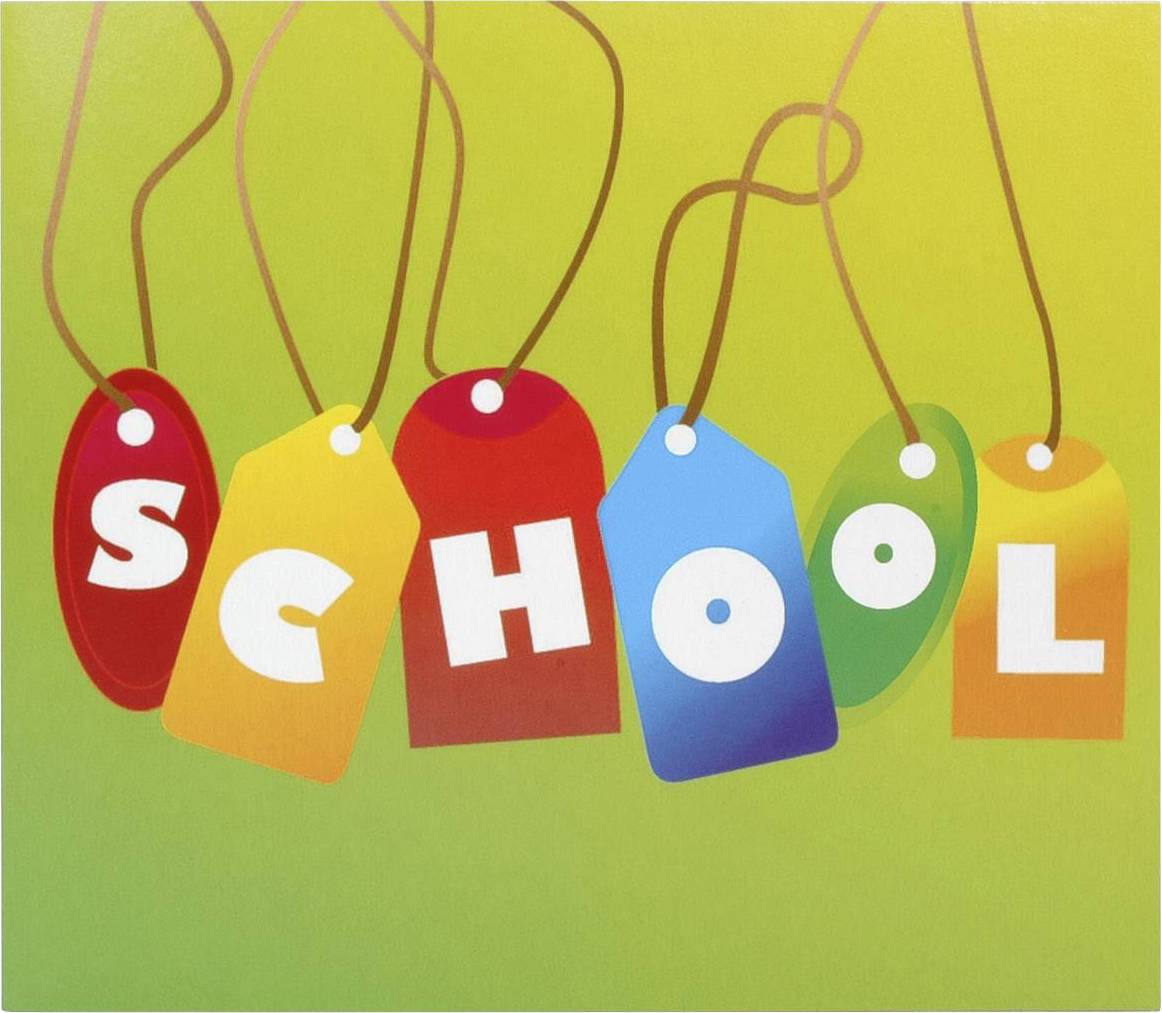 Bunte Anhänger bilden das Wort 'SCHOOL' vor einem grünen Hintergrund.