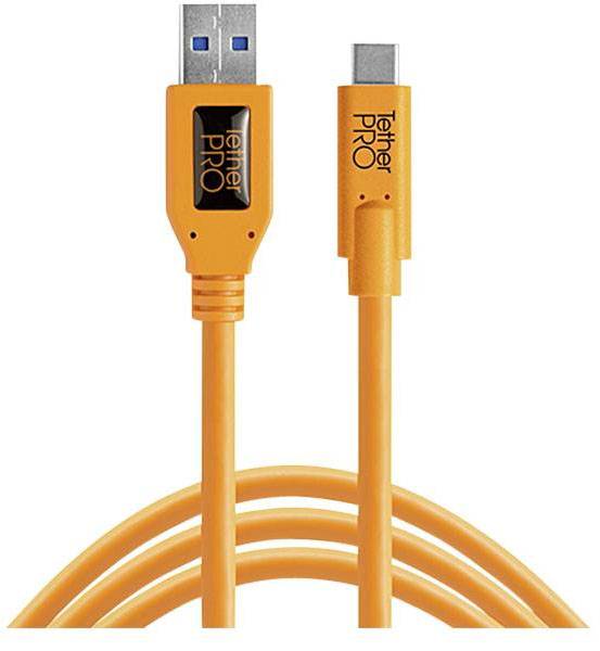 Orangefarbenes USB-Kabel mit Standard-USB-Anschluss auf der linken Seite und USB-C-Anschluss auf der rechten Seite, beide mit 'Tether PRO'-Logo.