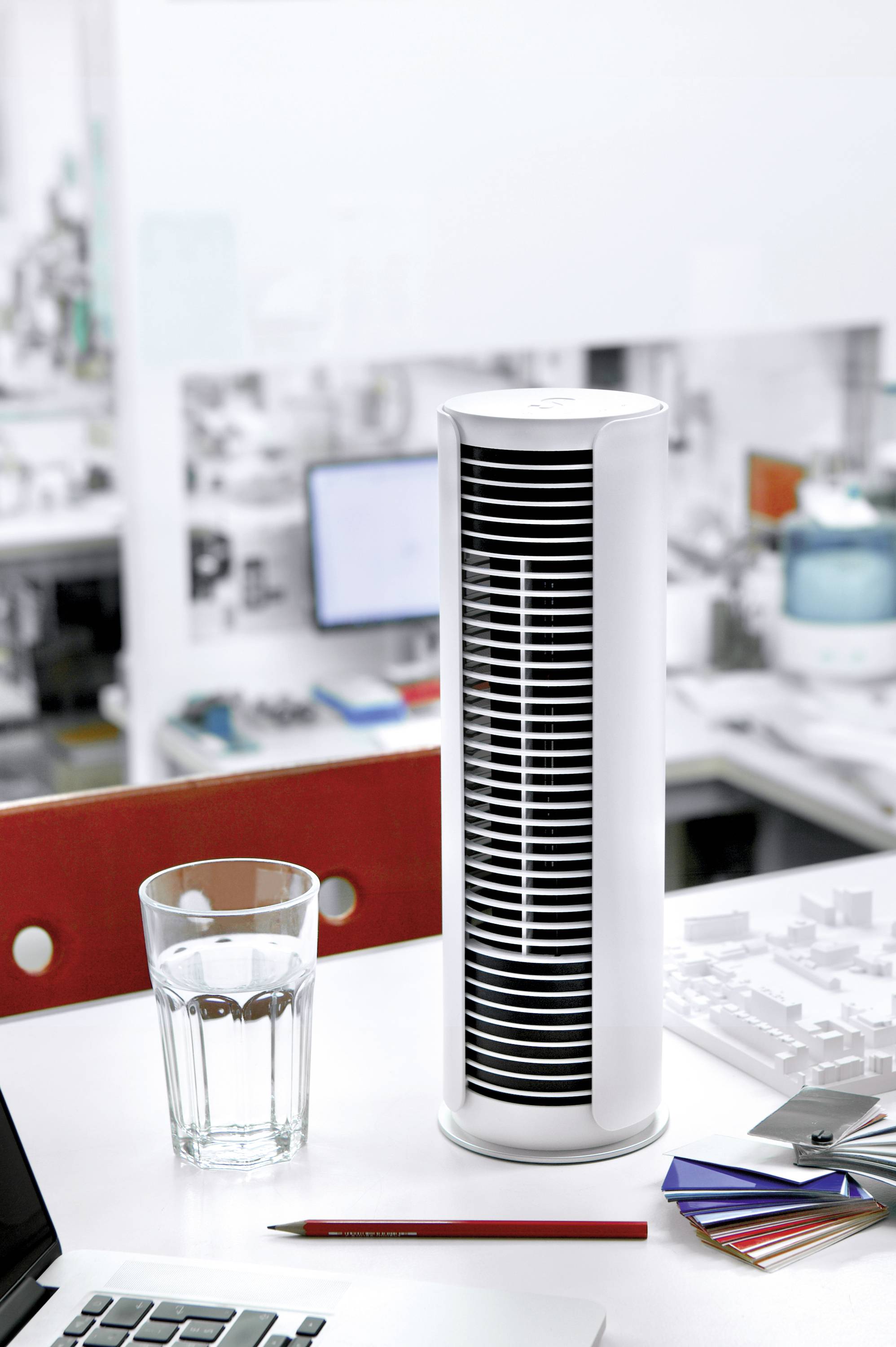 Stadler Form Peter little Tischventilator 9W (Ø x H) 10.9cm x 361mm Weiß Schwenkbar