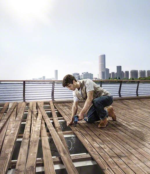 Bosch Professional GSB 18V-55 -Akku-Schlagbohrschrauber bürstenlos, inkl. 2. Akku, inkl. Ladegerät, inkl. Koffer, mit Zubehör