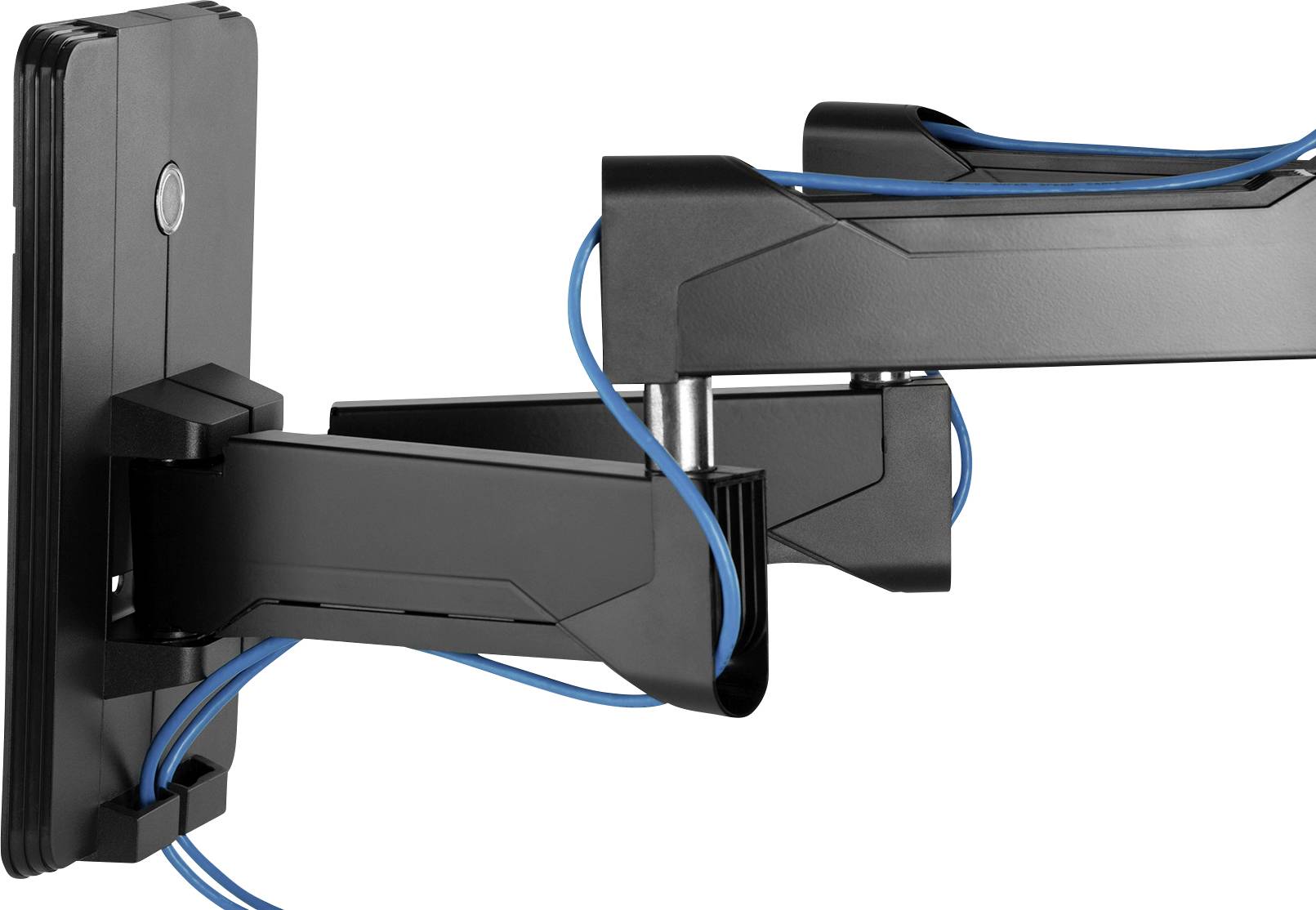 Ein schwarzer, verstellbarer Wandhalterungshalter für Monitore oder Fernseher, mit blauen Kabeln, die durch die Halterung geführt sind.