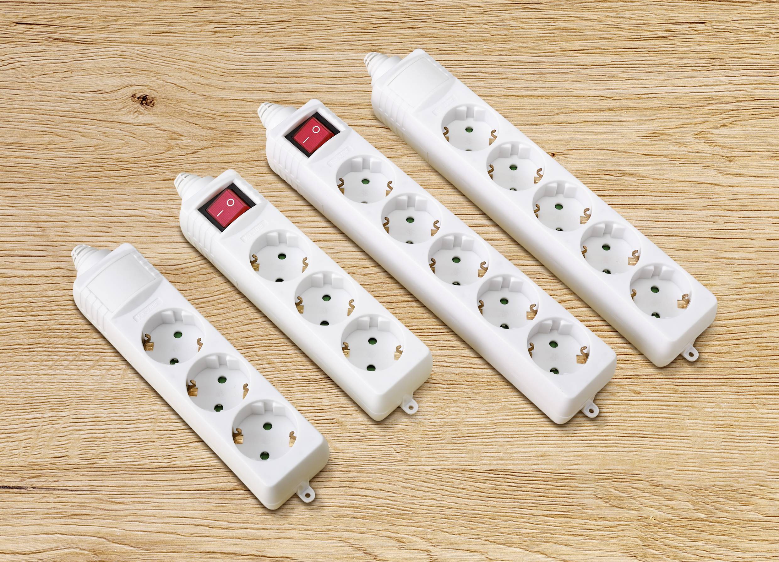 Sygonix BT-2372210 Steckdosenleiste mit Schalter 3fach Weiß 1St.