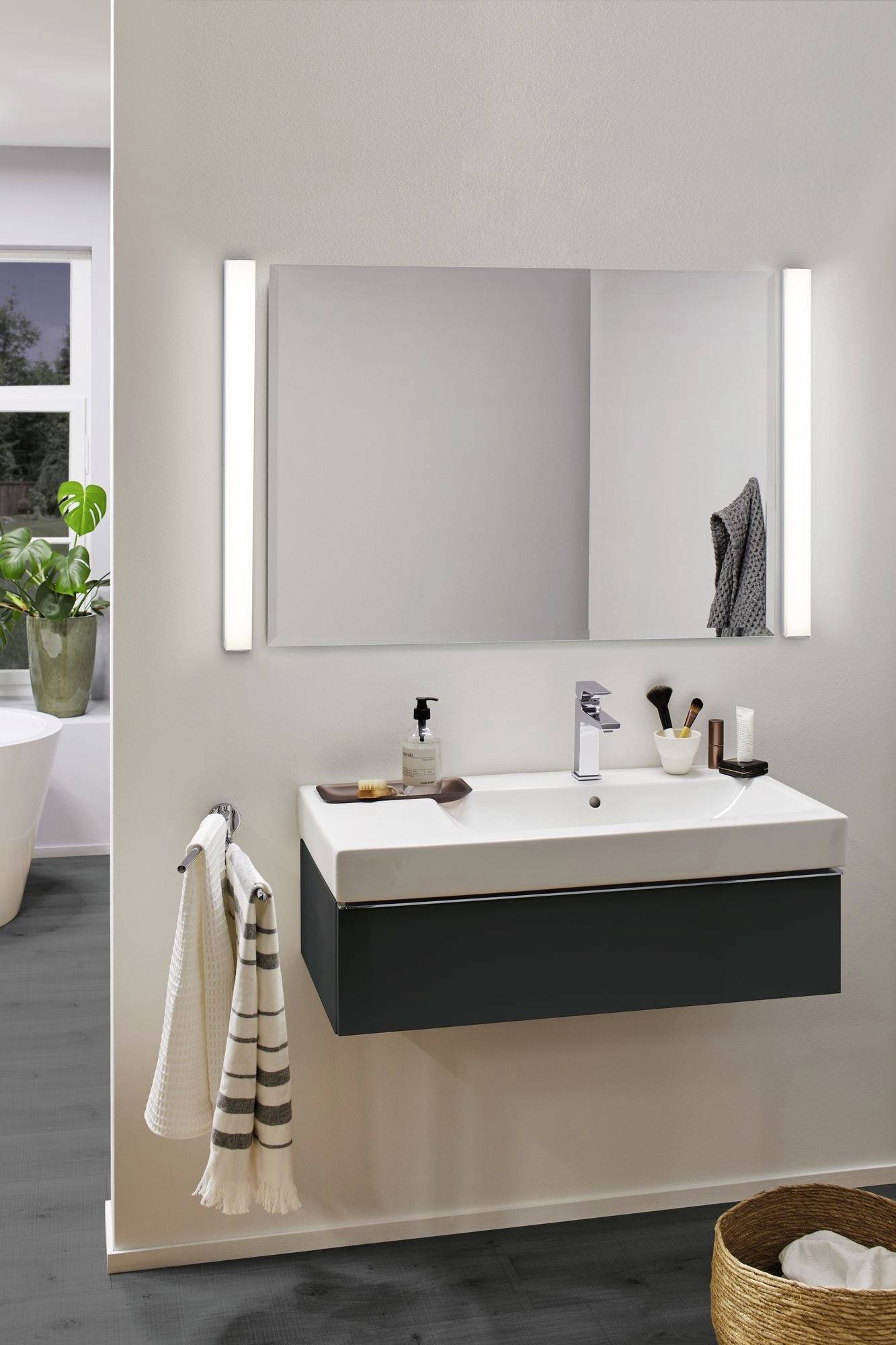 Paulmann HomeSpa Tova 78945 LED-Spiegelleuchte Warmweiß Chrom, Weiß