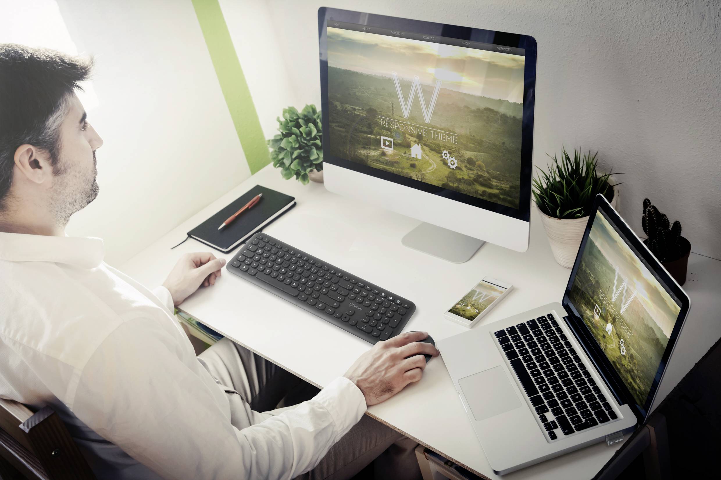 Renkforce RF-KMC-720 Kabellos Tastatur, Maus-Set Deutsch, QWERTZ Schwarz