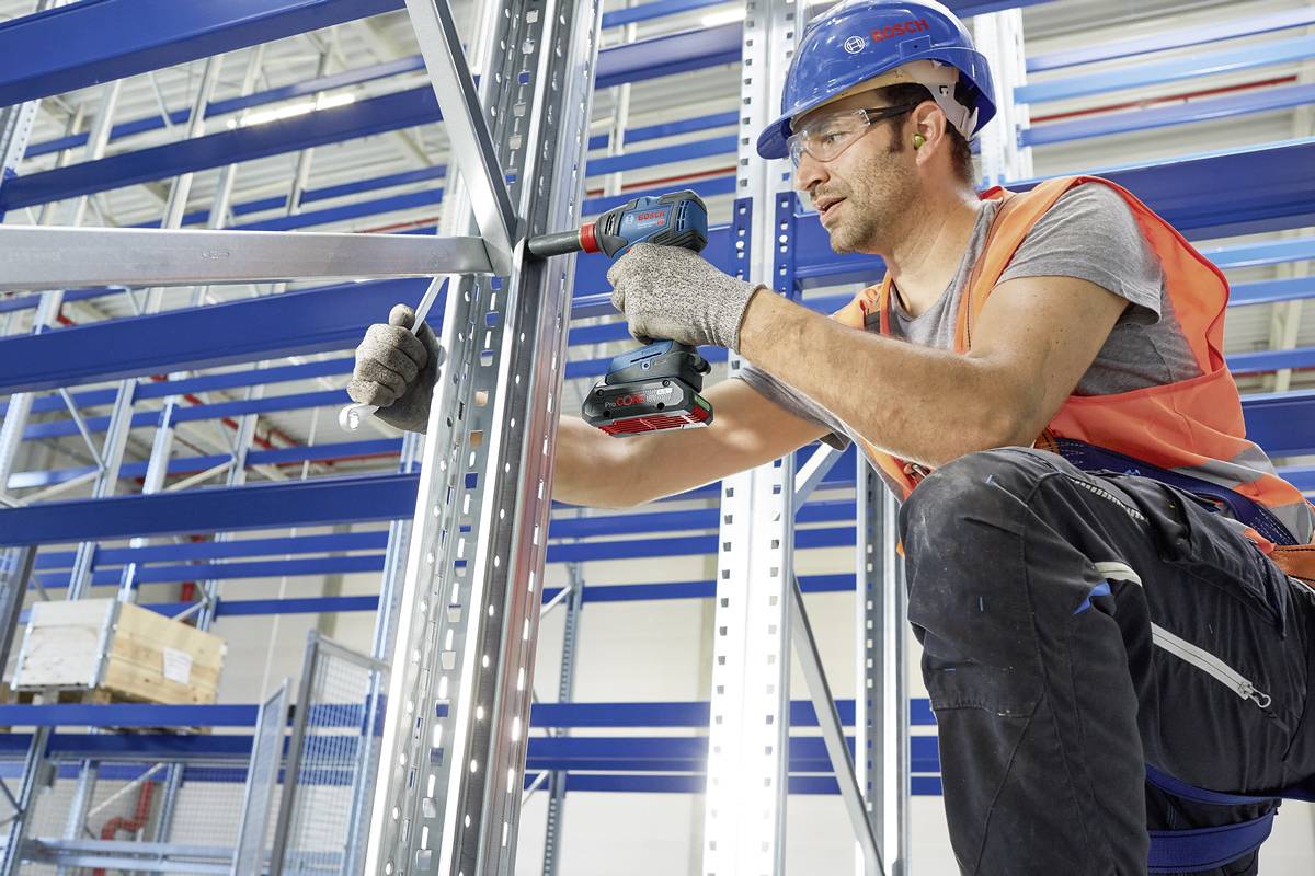 Bosch Professional GDX 18V-200 06019J2205 Akku-Drehschlagschrauber 200 Nm 18 V Anzahl mitgelieferte Akkus 0 Li-Ion inkl. Koffer, bürstenlos, ohne