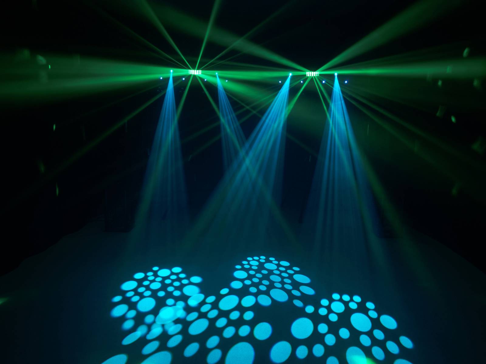 Eurolite 42109897 KLS Scan Next FX LED-Lichtanlage Anzahl LEDs (Details):4