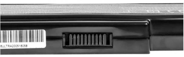 Ein rechteckiger Batterieteil mit einem Schieberegler und einem Barcode auf der linken Seite ist in Nahaufnahme zu sehen.