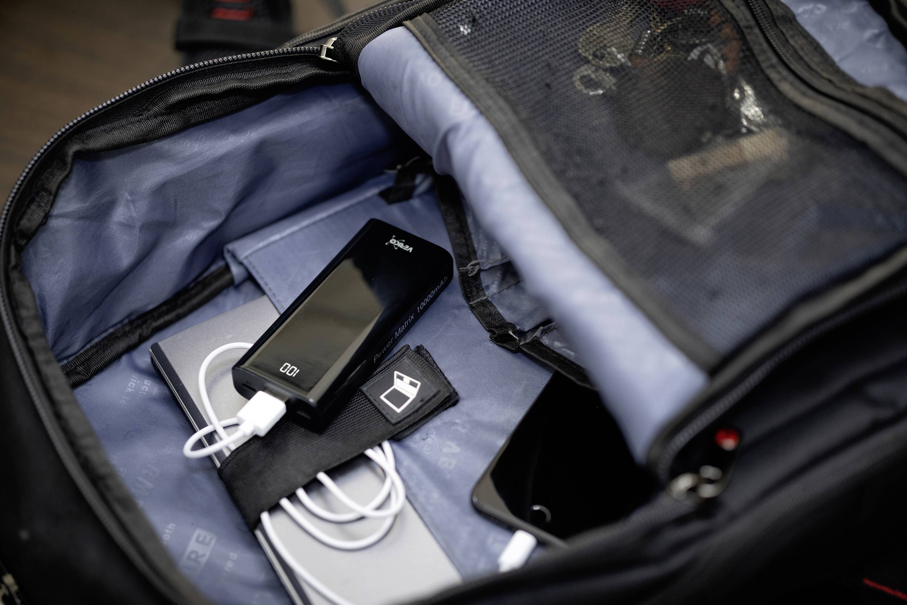 Verico Power Matrix Powerbank 10000 mAh Fast Charge LiPo USB-A Schwarz