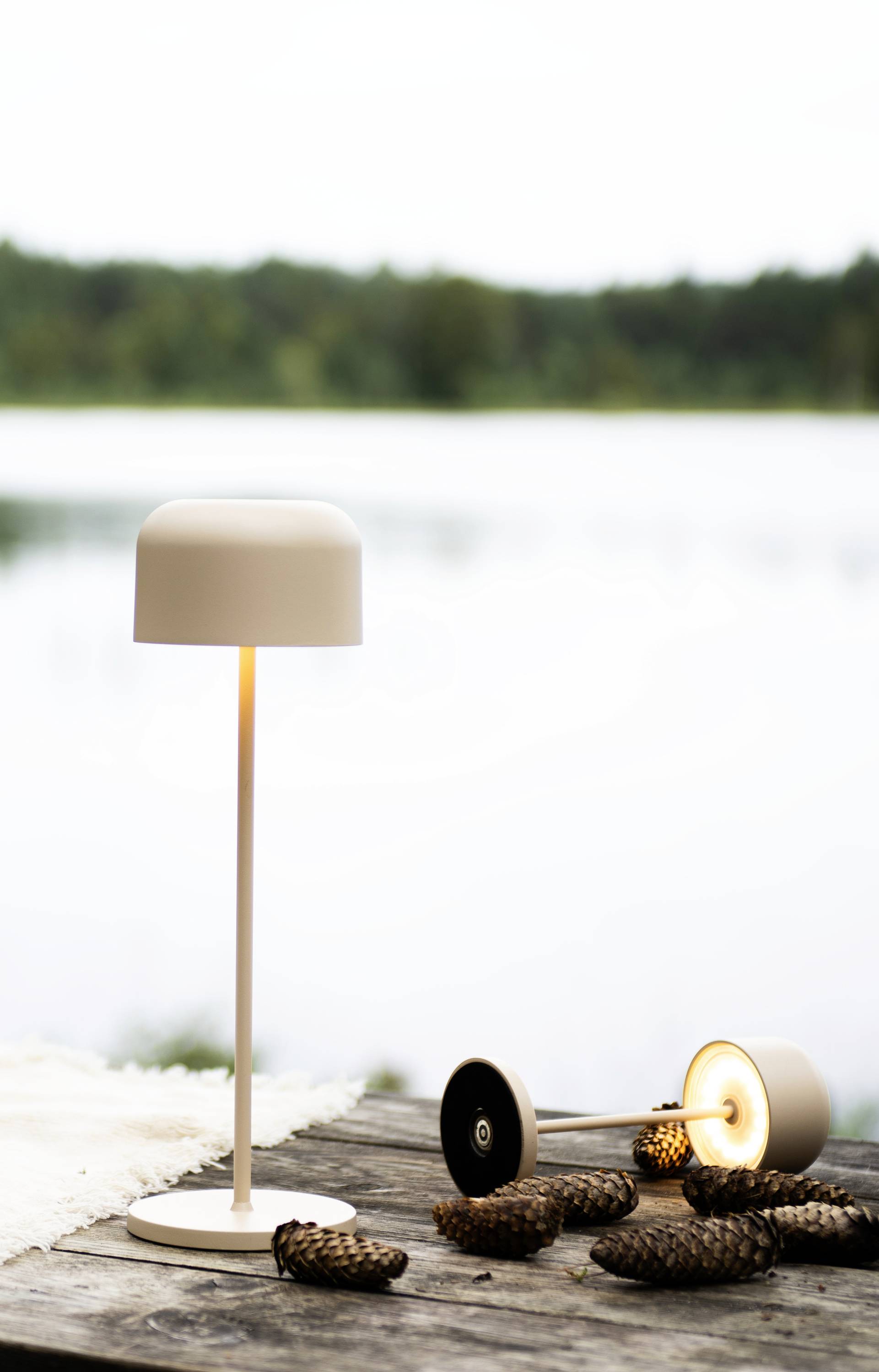 Konstsmide 7834-330 Lille LED-Akku-Tischlampe 3.5W Warmweiß Sand