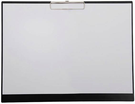 Leeres Flipchart mit schwarzem Rahmen und silberner Halterung oben.