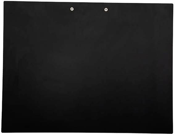 Ein rechteckiges, schwarzes, leeres Zeichenbrett mit zwei Löchern oben, geeignet zur Aufhängung.
