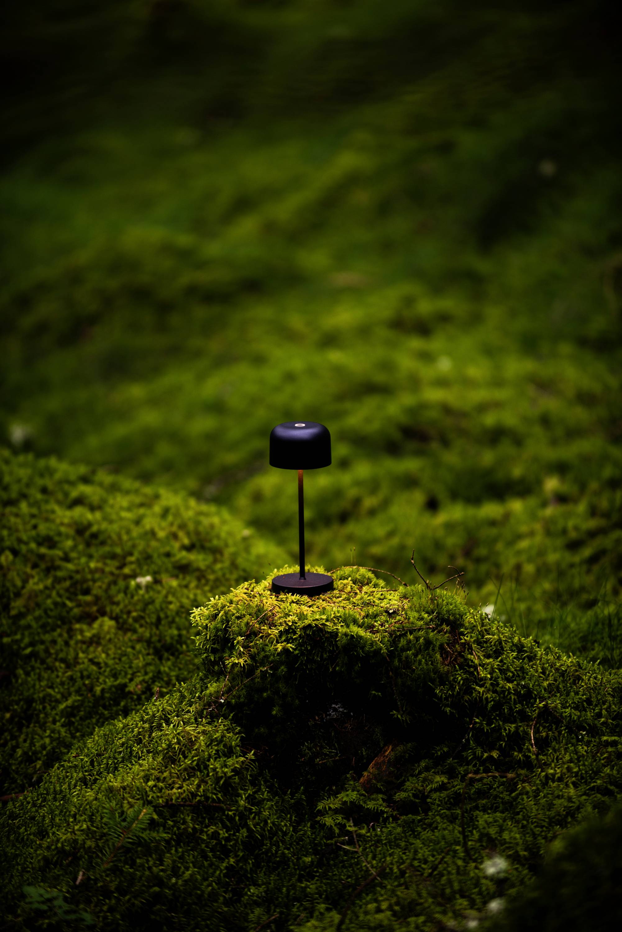 Konstsmide 7835-750 Lille LED-Akku-Tischlampe 2.2W Warmweiß Schwarz