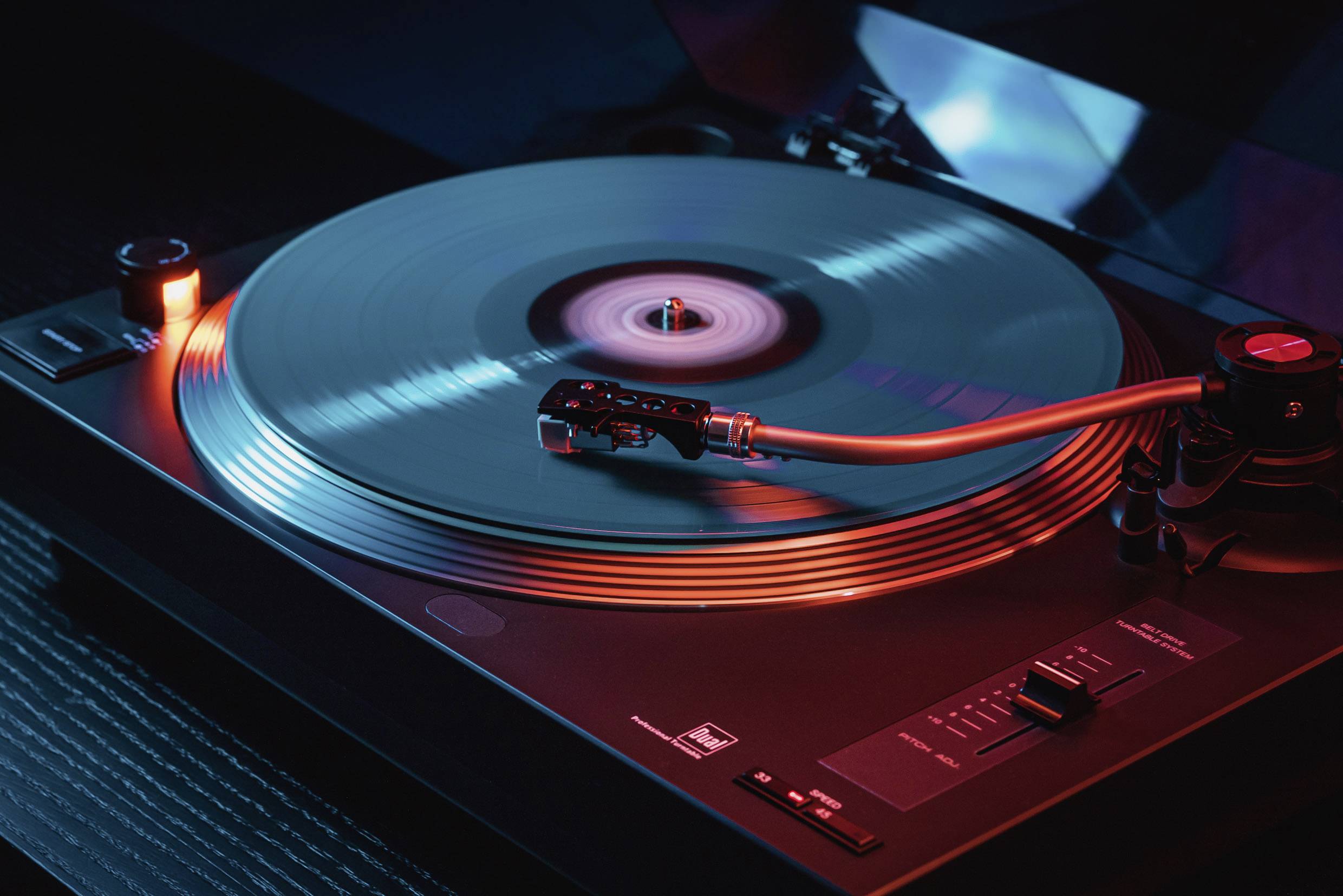 Dual DT250-2 USB-Plattenspieler Riemenantrieb Schwarz