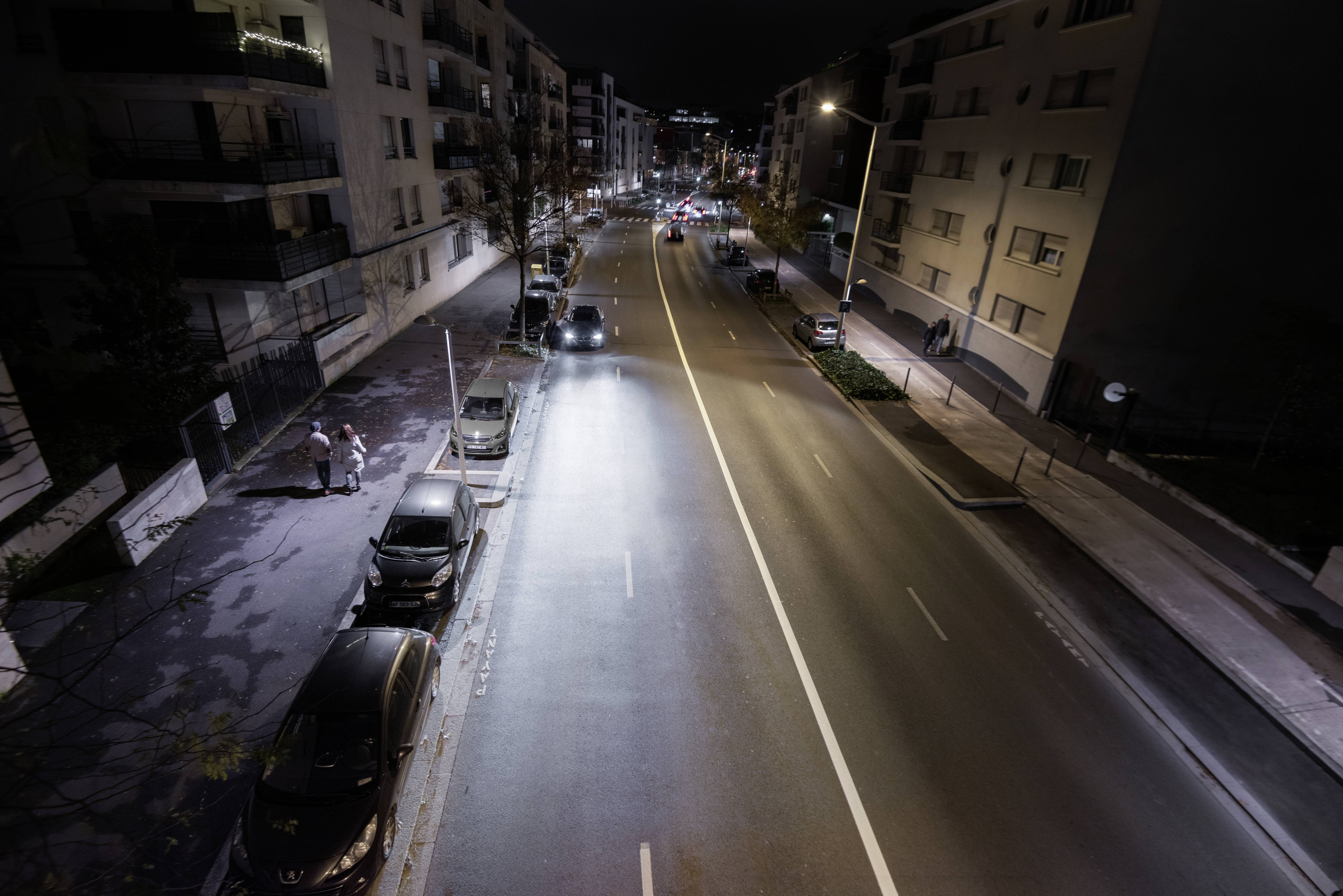 Philips Automotive 11972U6000X2 LED Leuchtmittel Ultinon Pro6000 H7 15W 12V