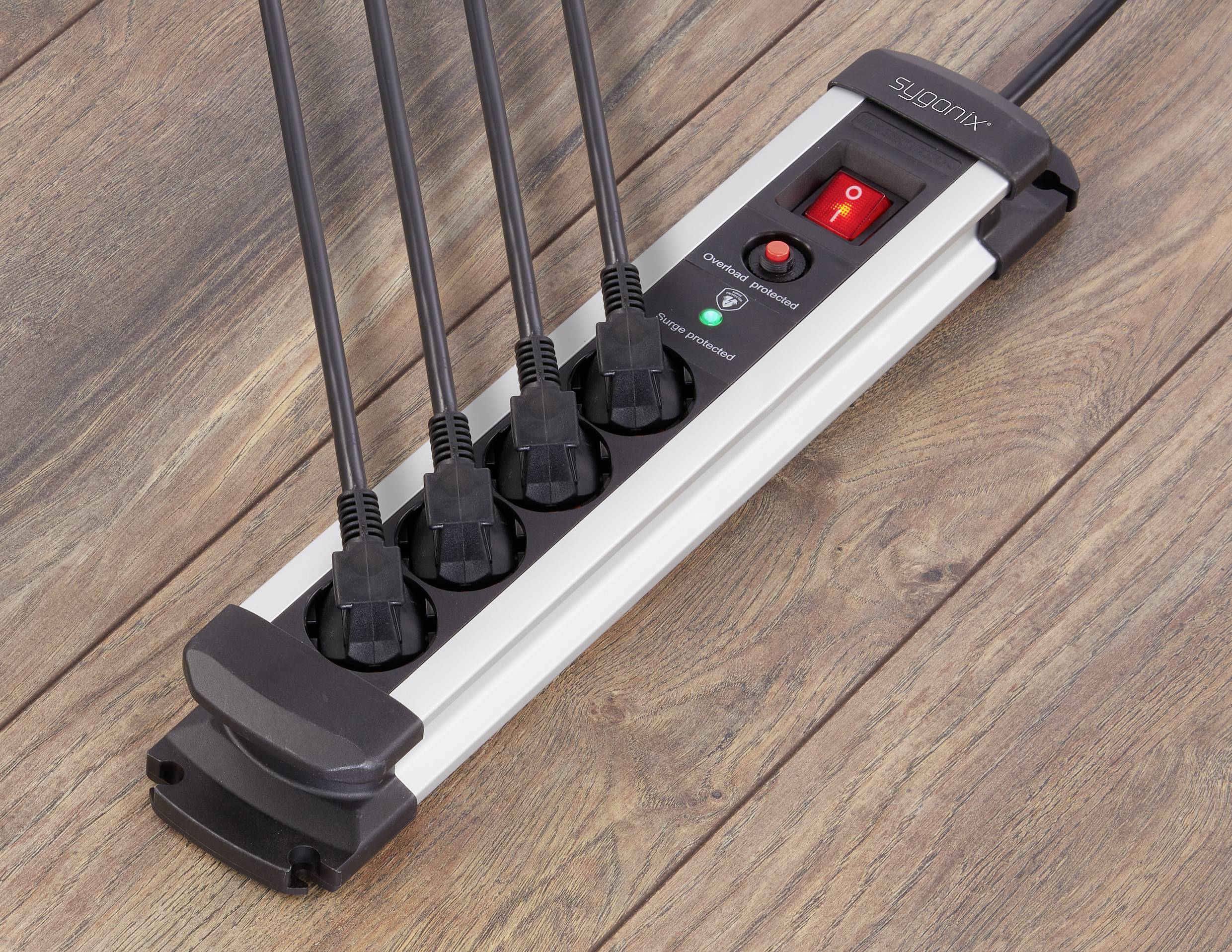 Sygonix SY-4755610 Überspannungsschutz-Steckdosenleiste 4fach Silber, Schwarz Schutzkontakt 1St.