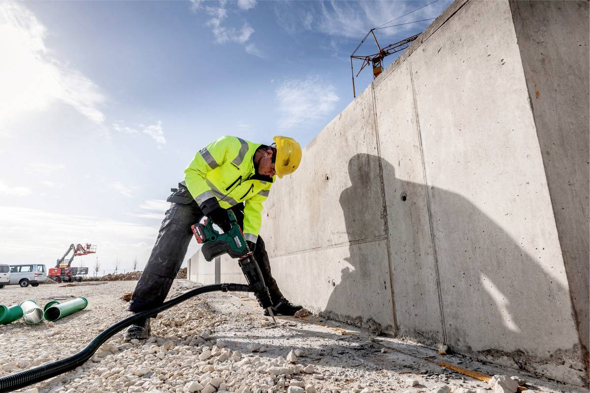 Metabo KHA 18 LTX BL 40 SDS-Max-Akku-Kombihammer 18V Li-Ion ohne Akku, inkl. Koffer