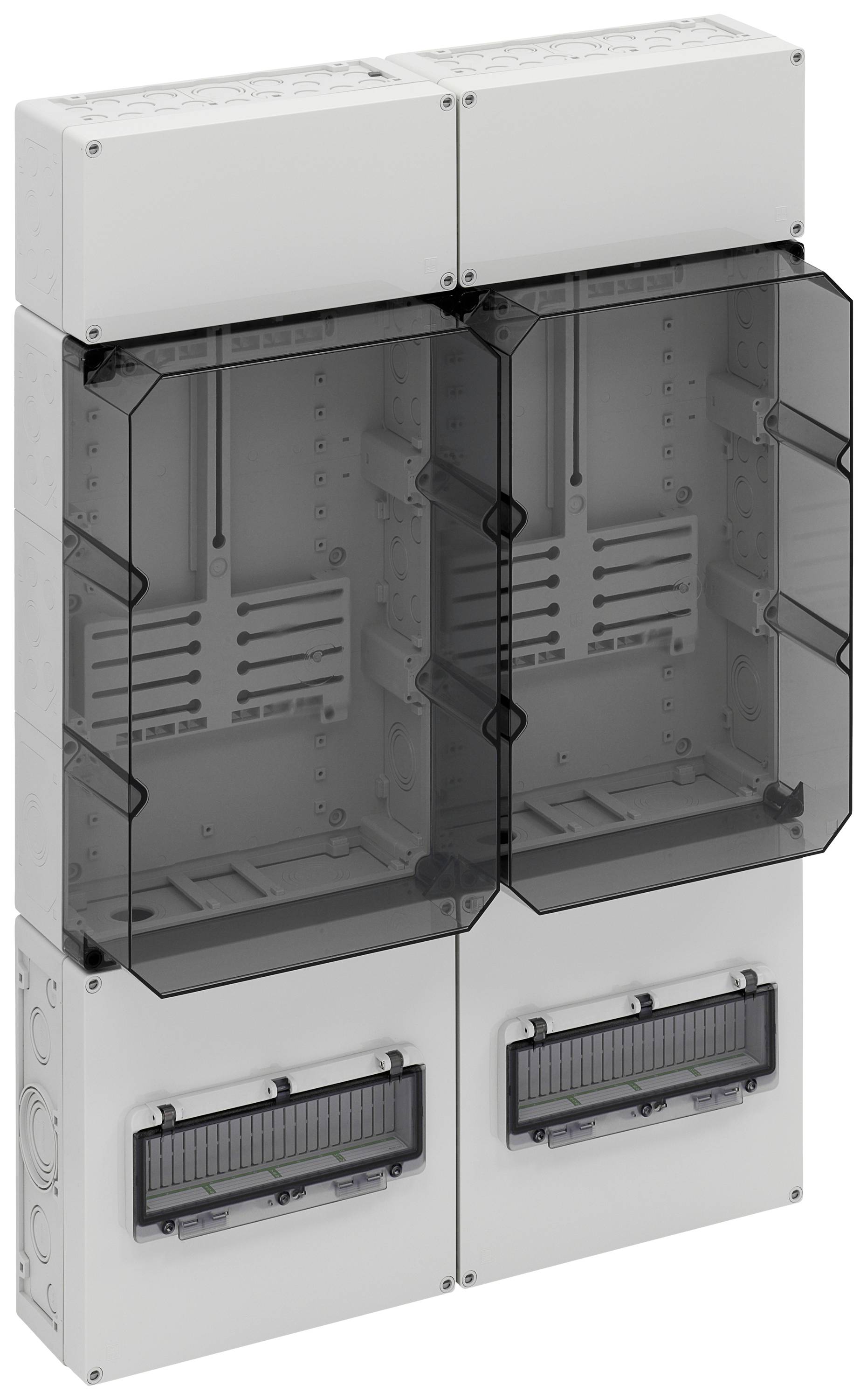 Ein grauer, modularer Schaltschrank mit transparenten Abdeckungen, geeignet für elektrische Anlagen und industrielle Anwendungen.