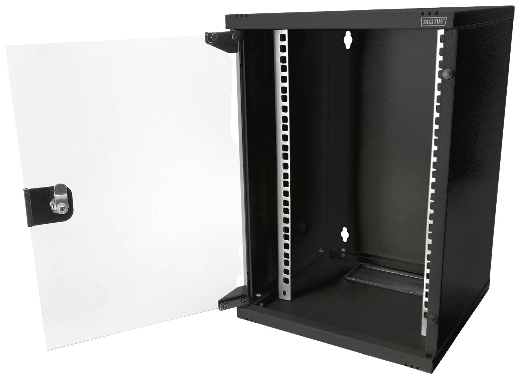 Schwarzer, wandmontierter Netzwerk-Schrank mit geöffneter Glastür, zeigt leeren Innenraum mit Montageschienen für Netzwerkausrüstung.