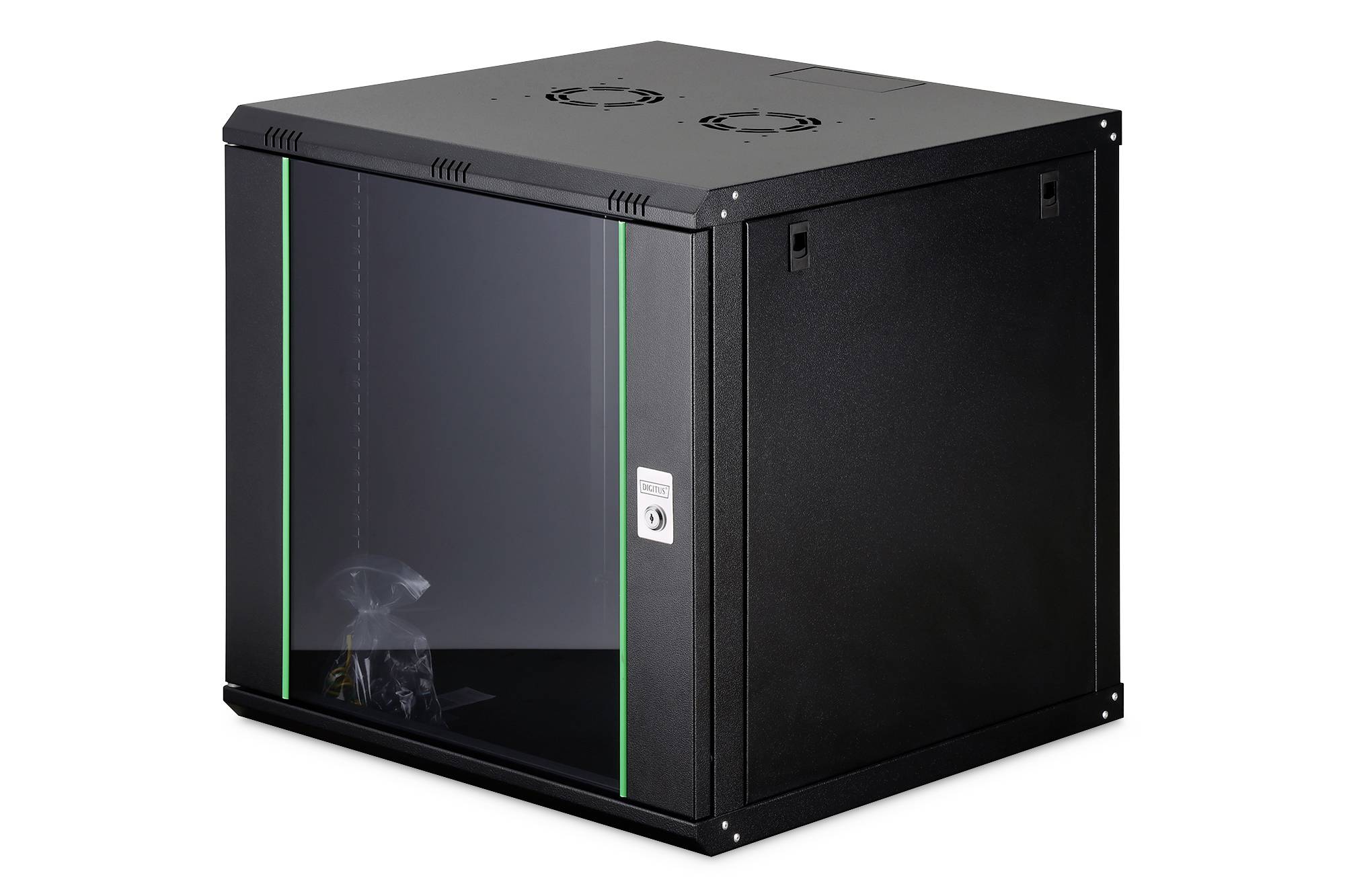 Ein schwarzer Server-Schrank mit einer Glastür und einem sichtbaren Schloss. Der Schrank verfügt über zwei Lüftungsventilatoren auf der Oberseite.