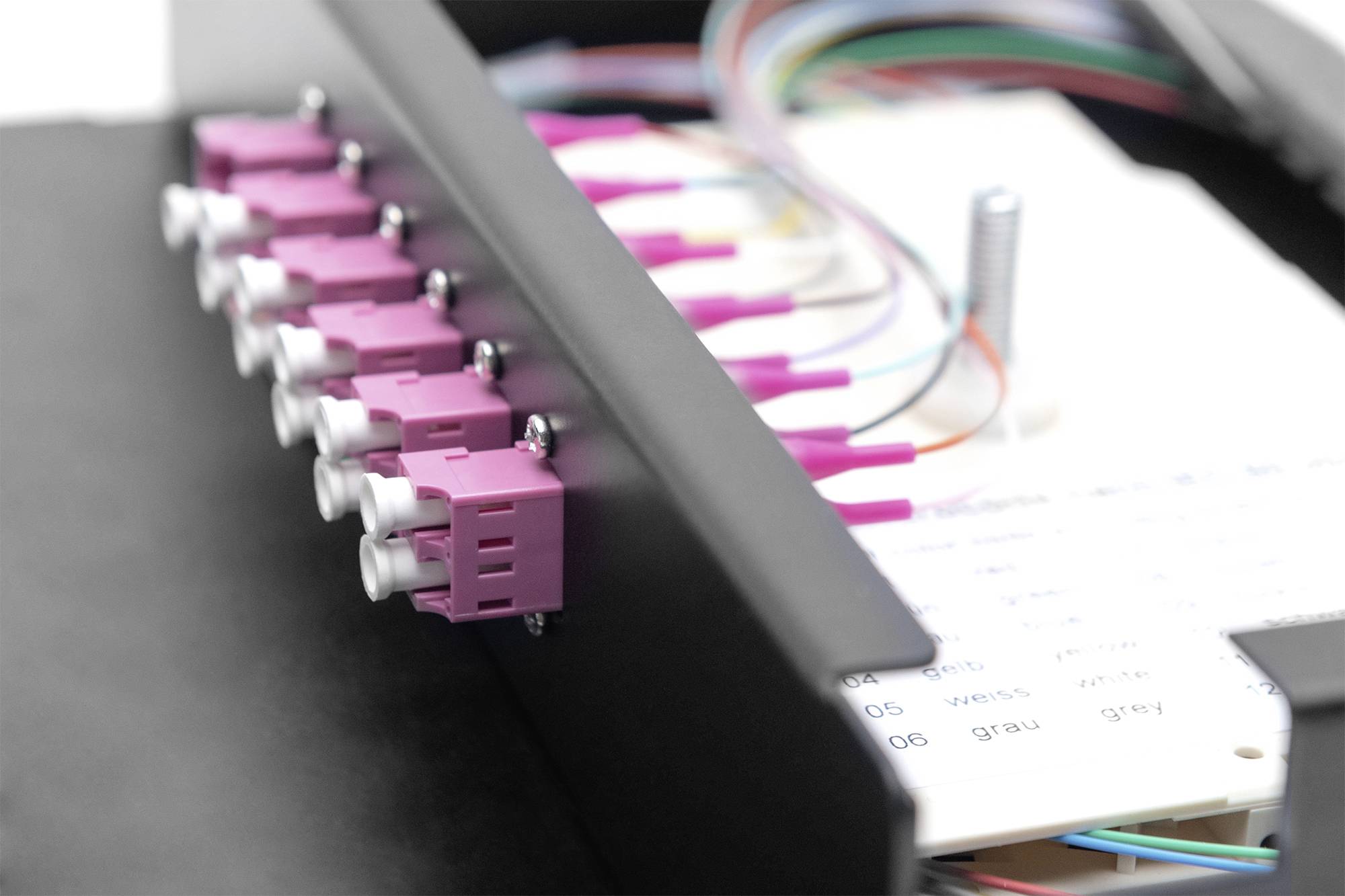 Digitus DN-93708 4 Port Consolidation Point