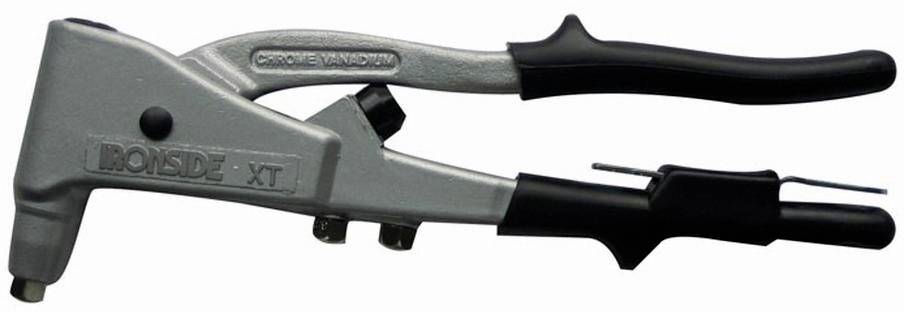 Nietenzange mit schwarzem Griff, seitlich abgebildet, aus Metall, Markenname 'Ironside XT' auf dem Werkzeug eingeprägt.