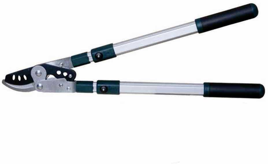 Gartenschere mit langen Griffen, geeignet zum Schneiden von Ästen. Silberne Klingen, schwarze Griffe mit grünen Elementen.