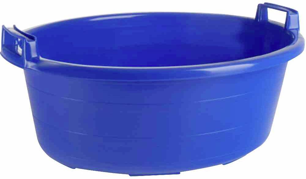 Blauer Plastikwäschekorb mit zwei Griffen.