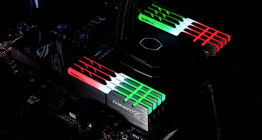 G.Skill Trident Z RGB PC-Arbeitsspeicher Kit DDR4 64GB 8 x 8GB Non-ECC 4000MHz 288pin DIMM CL18-19-19-39 F4-4000C18Q2-64GTZR