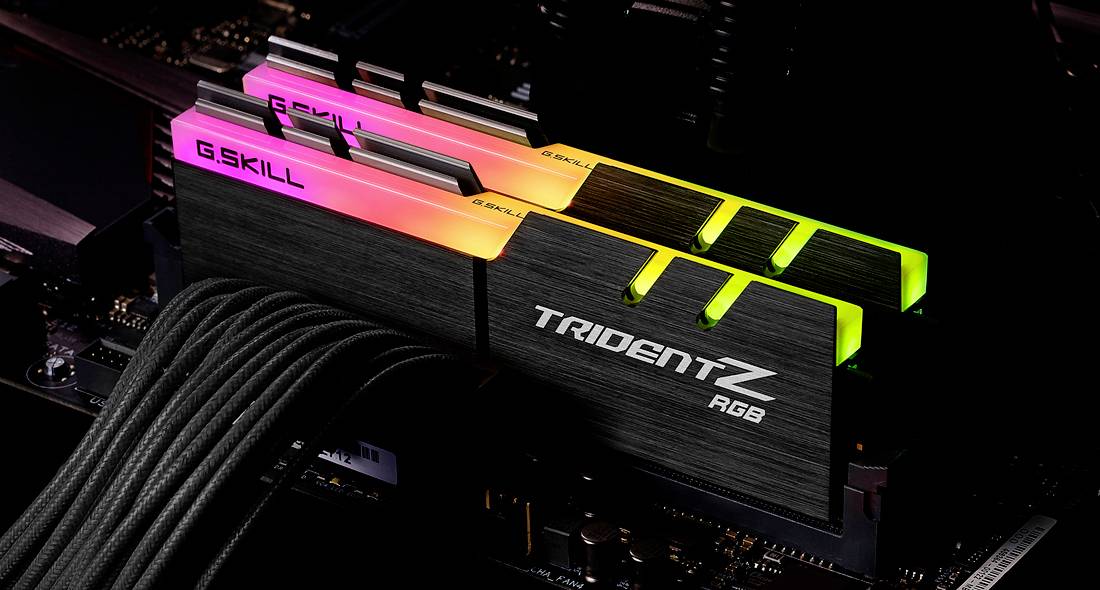 G.Skill Trident Z RGB PC-Arbeitsspeicher Kit DDR4 32 GB 2 x 16 GB 3200 MHz 288pin DIMM CL14-14-14-34 F4-3200C14D-32GTZR
