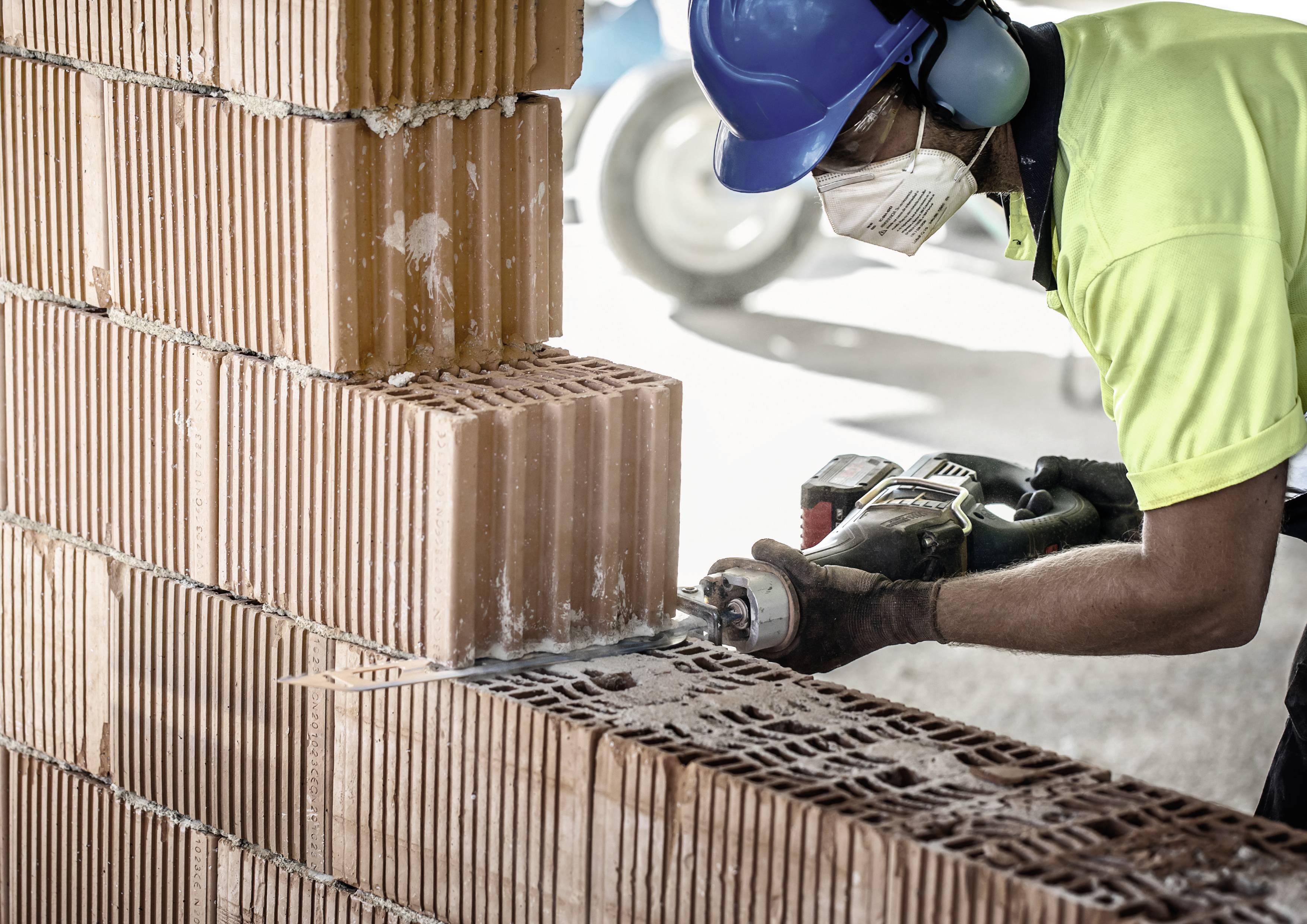 Bosch Accessories 2608900415 EXPERT ‘Hollow Brick’ S 1543 HM Säbelsägeblatt, 3 Stück Sägeblatt-Länge 240 mm 3 St.