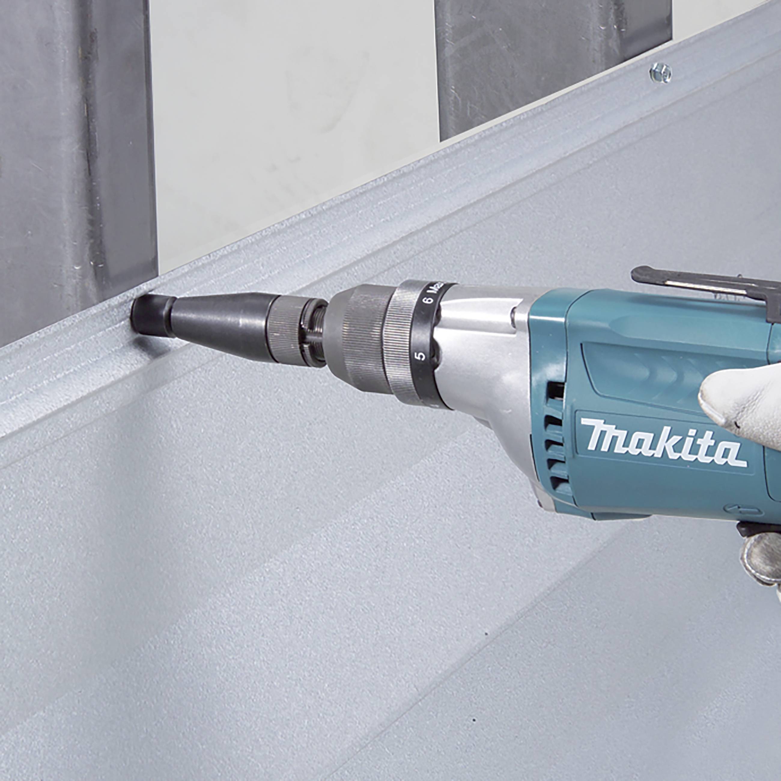 Makita Akku-Schnellbauschrauber FS2700