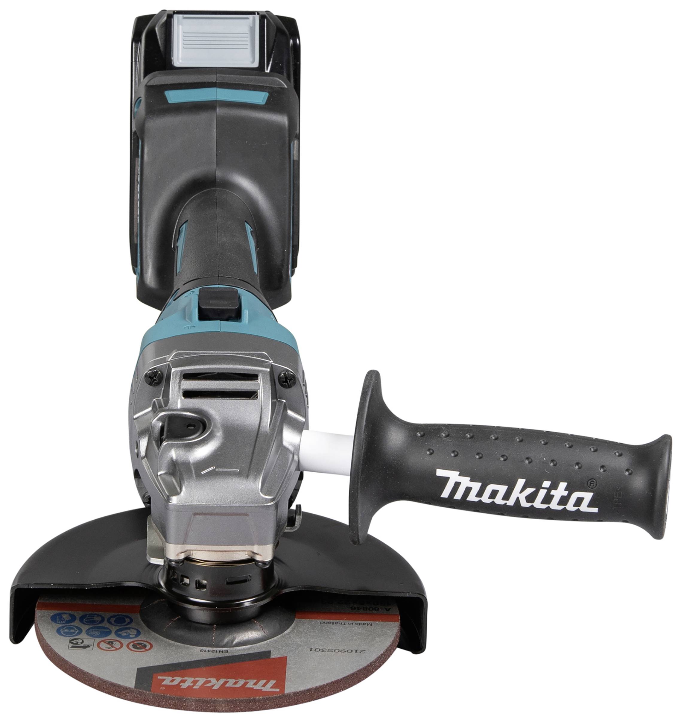 Akkubetriebener Winkelschleifer mit ergonomischem Griff und Schleifscheibe. Makita-Logo auf dem Griff. Geeignet für Metallbearbeitung.