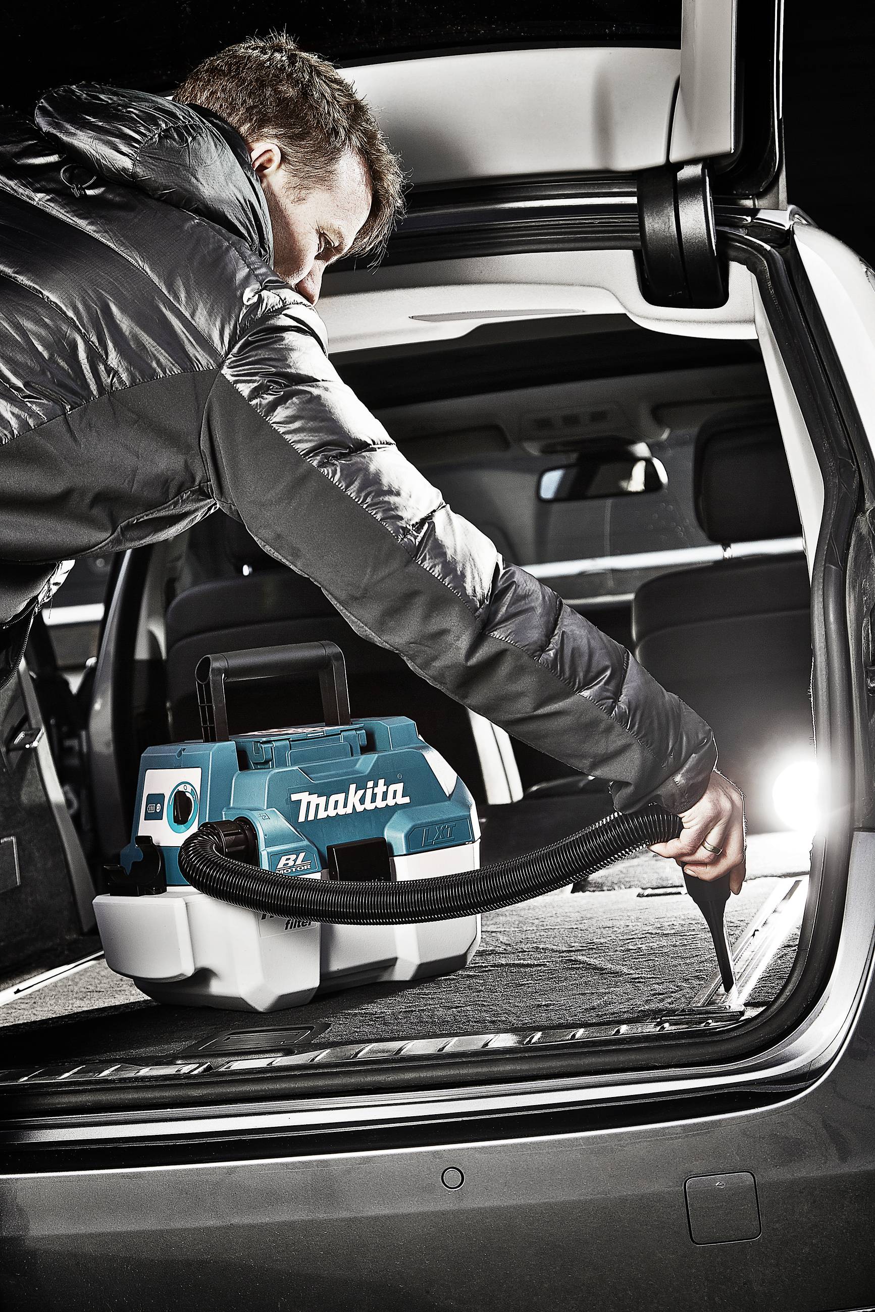 Makita Akku-Handstaubsauger 50 W ohne Akku