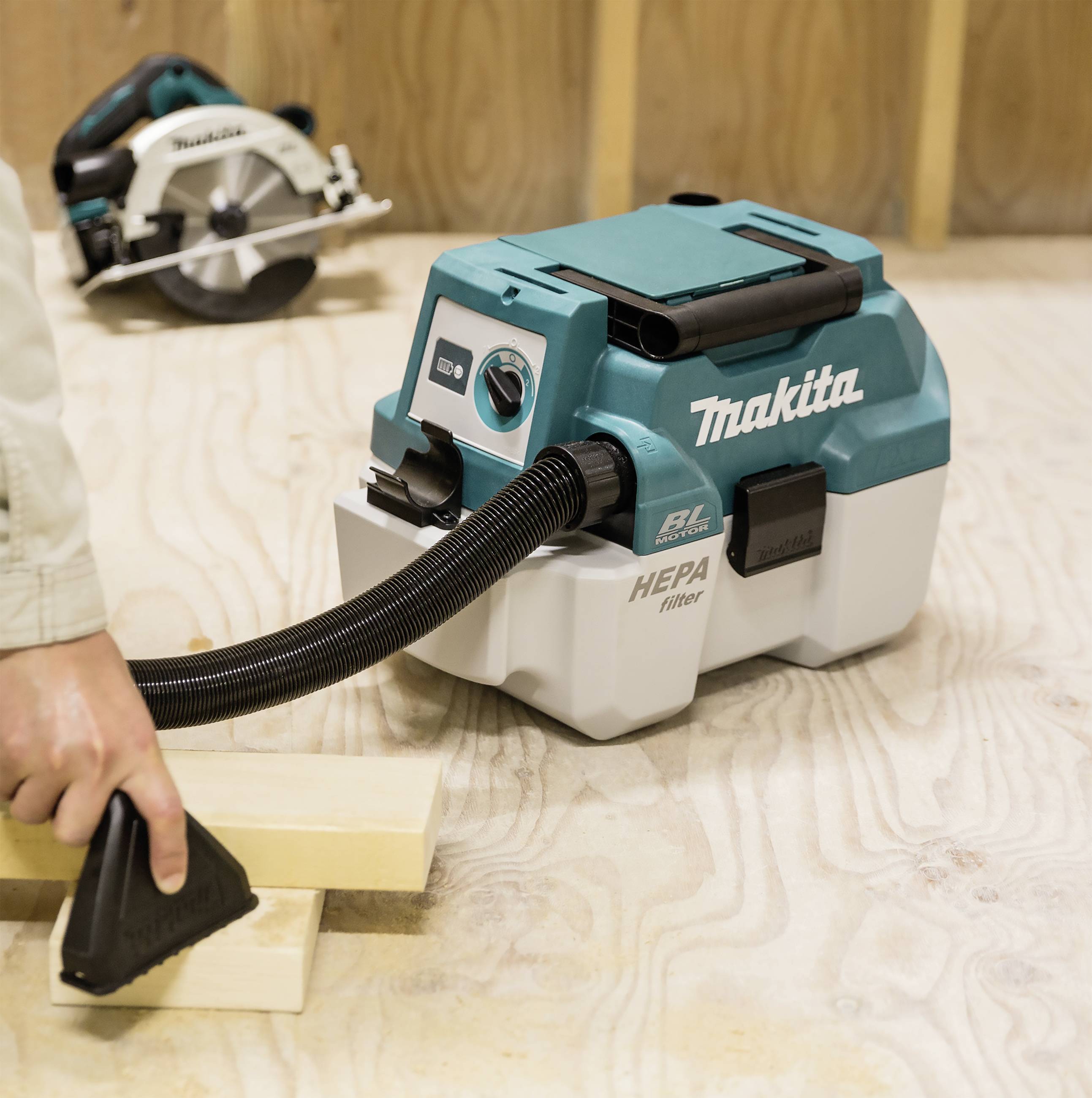 Makita Akku-Handstaubsauger 50W ohne Akku