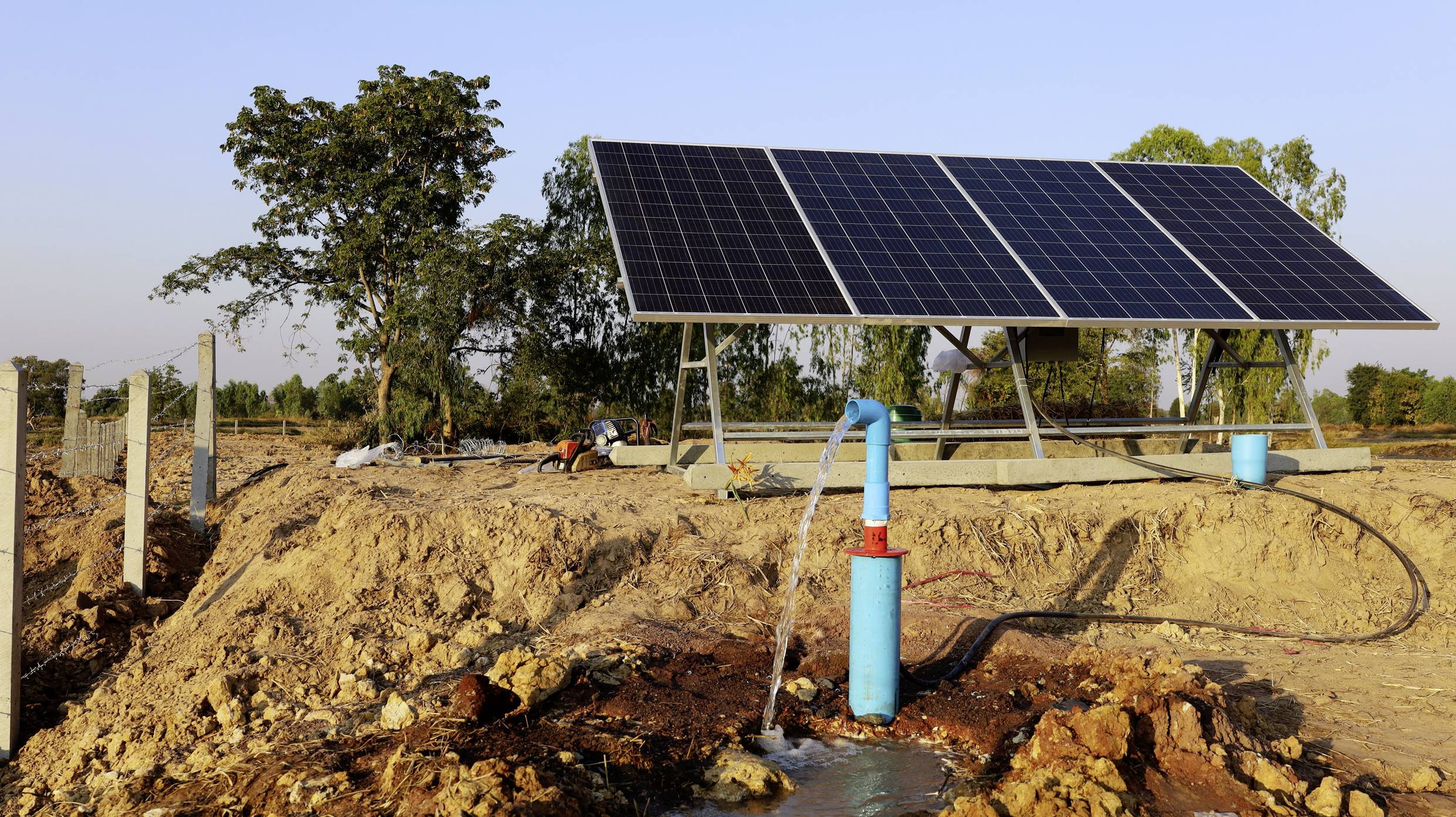 TOOLCRAFT TO-7159143 Tiefbrunnenpumpe 390 l/h 24 V/DC