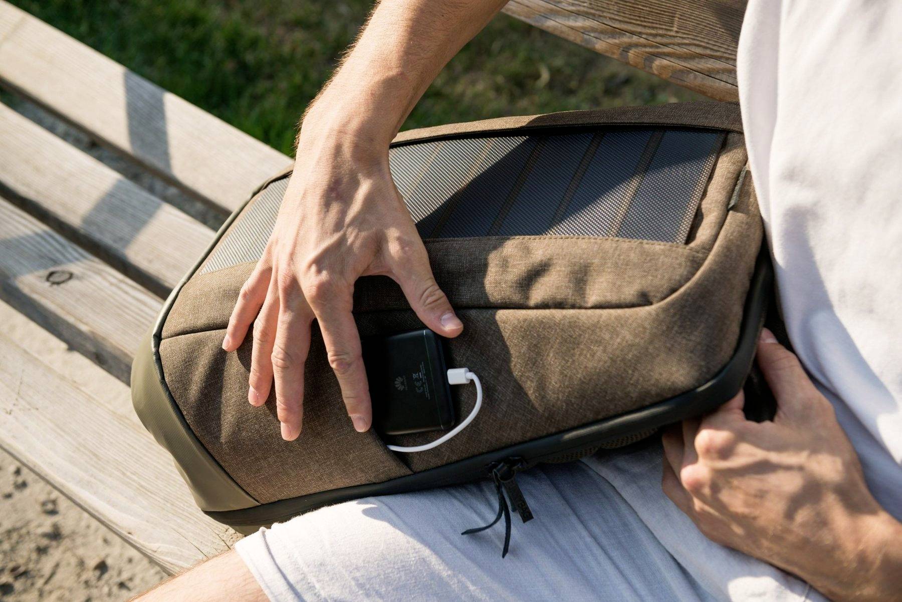 SunnyBag Solarrucksack ICONIC 20l (B x H x T) 370 x 480 x 170mm 136CG_01