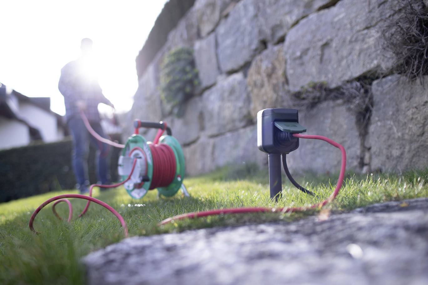 Brennenstuhl 1154540600 Gartensteckdose 2fach Schwarz mit Erdspieß, per App steuerbar