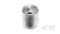 Metallischer Drehknopf mit geriffelter Oberfläche zur Verbesserung des Griffs.