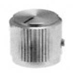 Ein silberner, geriffelter Drehknopf aus Metall, vermutlich für ein elektrisches oder mechanisches Gerät zur Einstellung der Lautstärke.