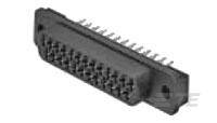 Ein rechteckiger, schwarzer elektronischer Steckverbinder mit mehreren metallischen Kontakten, die aus einer Seite herausragen.