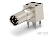 Steckverbinder mit Metallgehäuse und mehrpoligem Innenraum für elektrische Verbindung auf weißem Hintergrund.