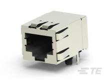 RJ45-Steckverbinder in Nahaufnahme, geeignet für Ethernet-Verbindungen, zeigt metallische Kontakte und rechteckige Form.