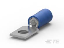 Metallschlauchstück mit blauer Isolierung, verwendet für elektrische Verbindungen.