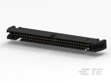 Ein schwarzer elektronischer Steckverbinder mit goldenen Kontaktstiften. Flach und länglich, geeignet zur Verbindung von Leiterplatten.