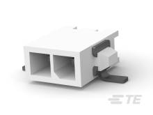 Ein weißer Kunststoffstecker mit zwei Steckplätzen und seitlichen Clips auf einem hellen Hintergrund. Geeignet für elektronische Verbindungen.